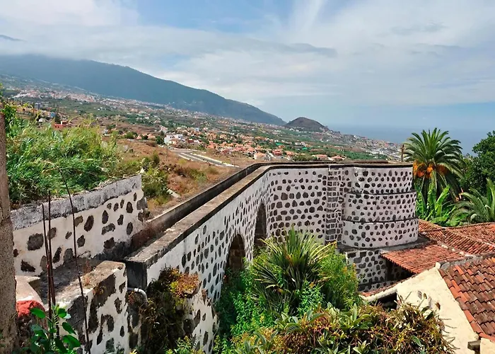 In Tenerife With Private Garden Feriehus La Corujera