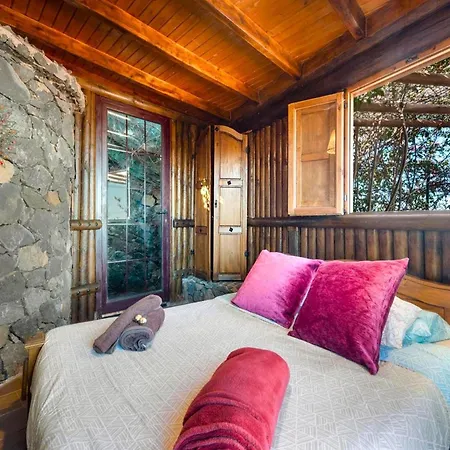 Nyaraló In Tenerife With Private Garden La Corujera